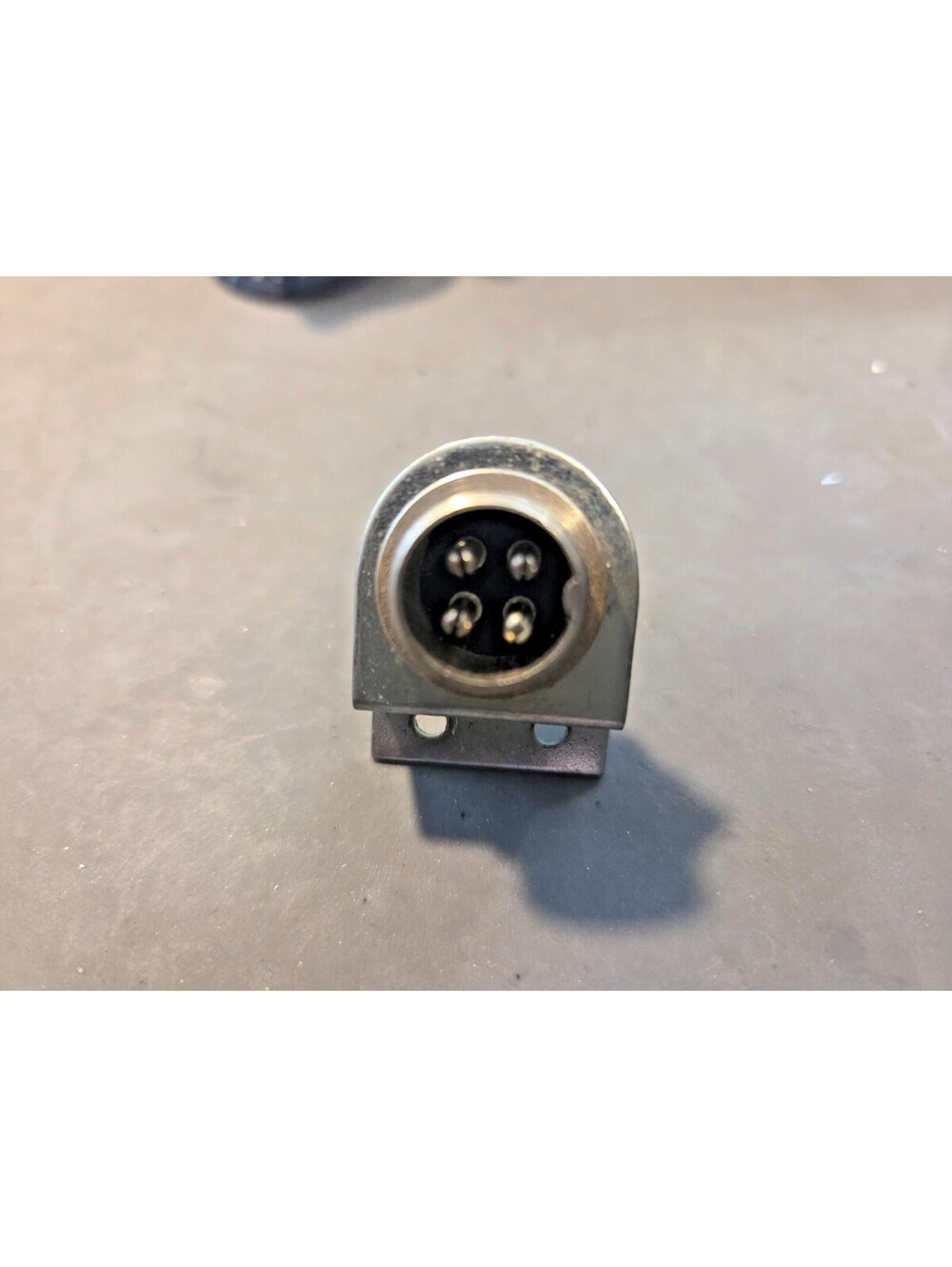 FOUR PIN MIC JACK FOR ROBYN (OR ANY OTHER) SX-07 W/ BRACKET MOBILE CB RADIO
